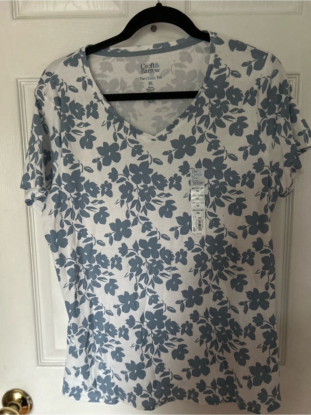 croft & barrow White V-Neck Tee with Blue Floral Print